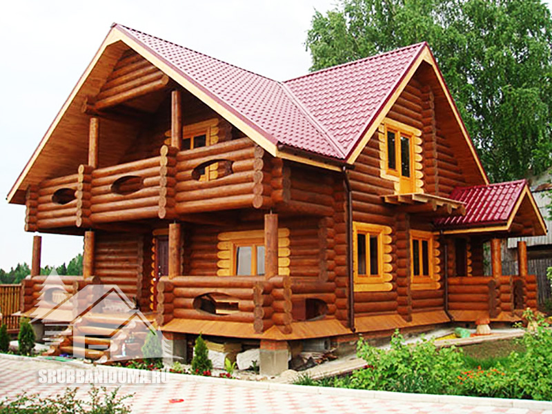 Сруб дома 10 на 10