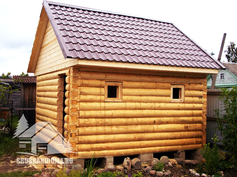 Сруб бани 4х4